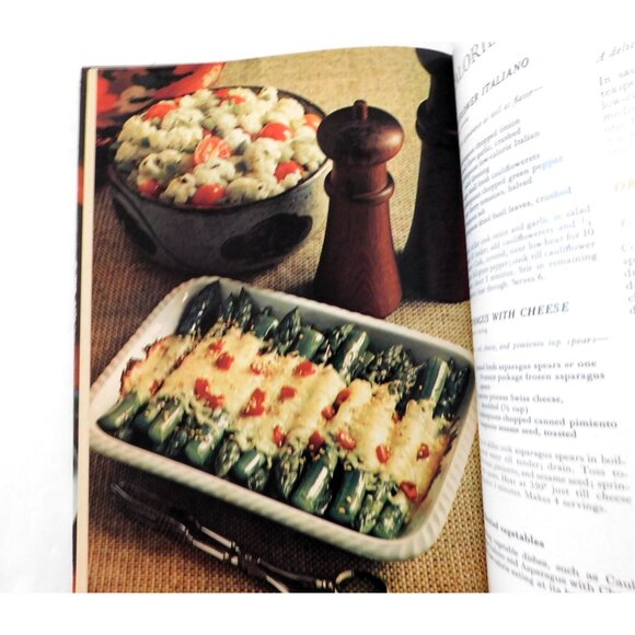 Better Homes And Gardens Calorie Counters Cook Book 1972 1st Ed 5th Printing HB - Picture 6 of 9